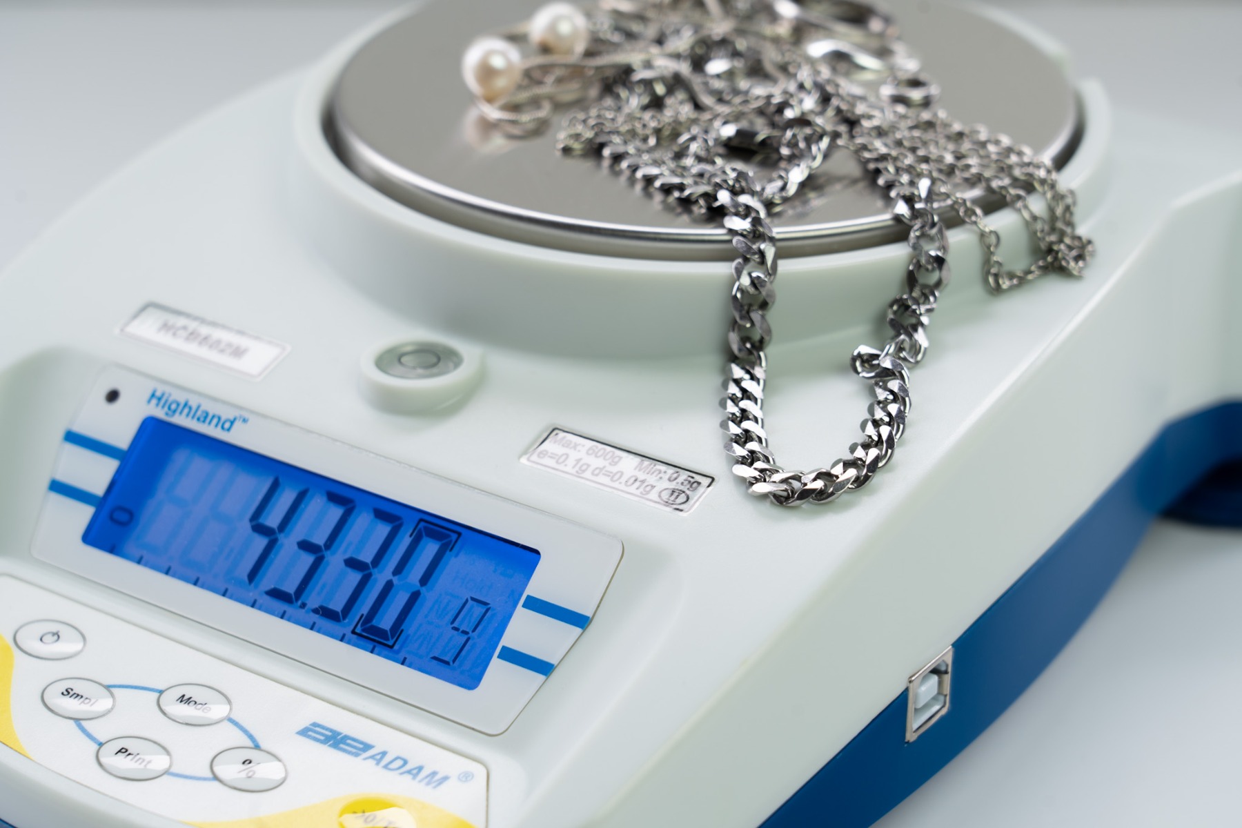 Highland Portable Precision balance weighing jewellery